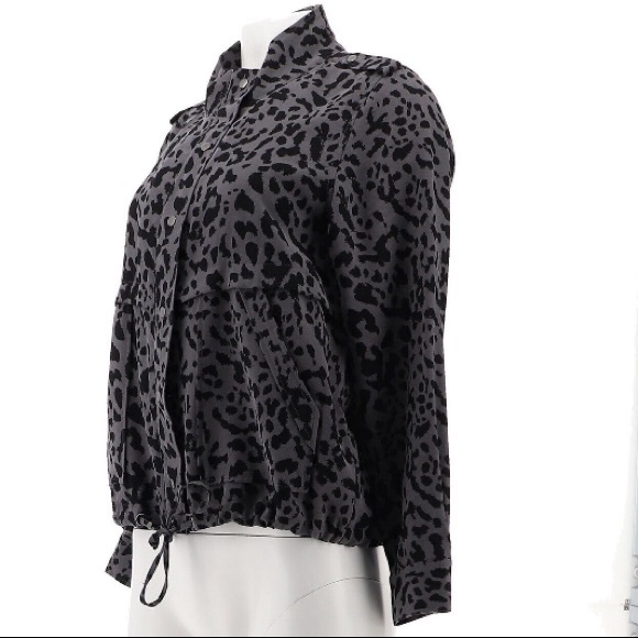 We Living in Yellow Utility Jacket Graphite Leopard - Picture 2 of 7